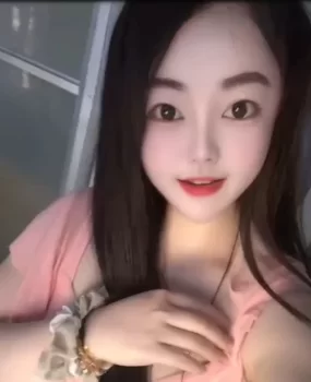 艺名小雪教室松岗地铁站11号线