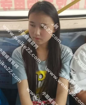 漂亮可爱的小美女绝对值得